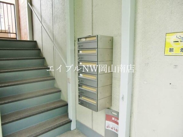 岡山駅 バス20分  洲崎下車：停歩5分 3階の物件外観写真
